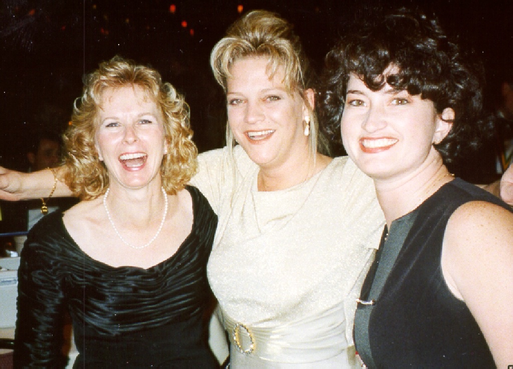1998/MardiGras/1024x768_COR-GAL2.JPG