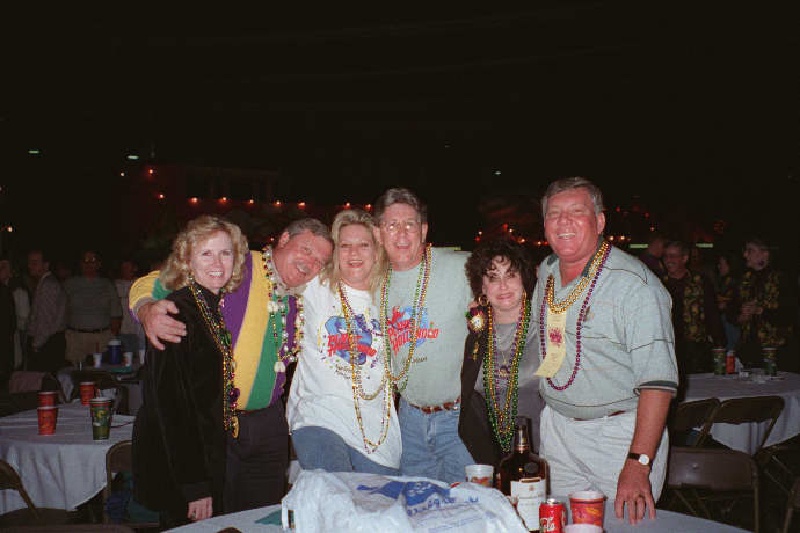 1998/MardiGras/800x600_bean-tbl.jpg