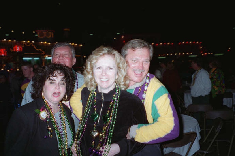 1998/MardiGras/800x600_beandrmd.jpg