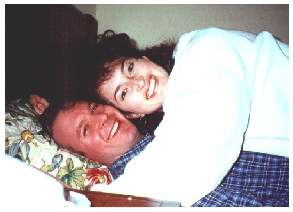 1999/02(February)/Mardi-Gras/1024x768_1999-02-hotel-Kevin-Suzi.jpg