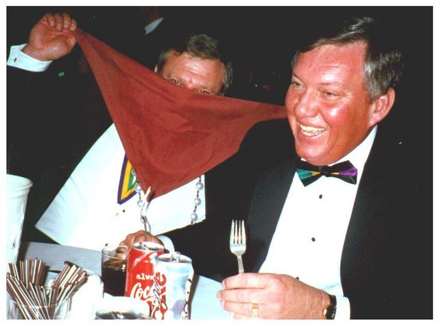 1999/02(February)/Mardi-Gras/640x480_1999-01-Cor-Jim-Randy.jpg