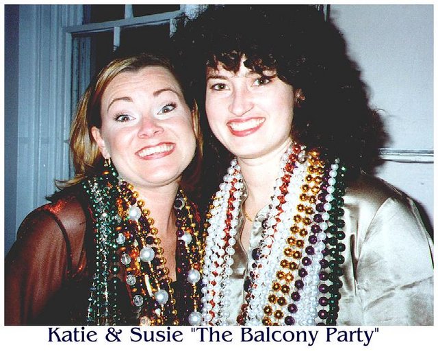 1999/02(February)/Mardi-Gras/640x480_1999-02-11-BalconyKatSus.JPG
