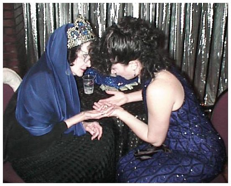 1999/02(February)/Mardi-Gras/800x600_1999-01-SuziPalm.jpg