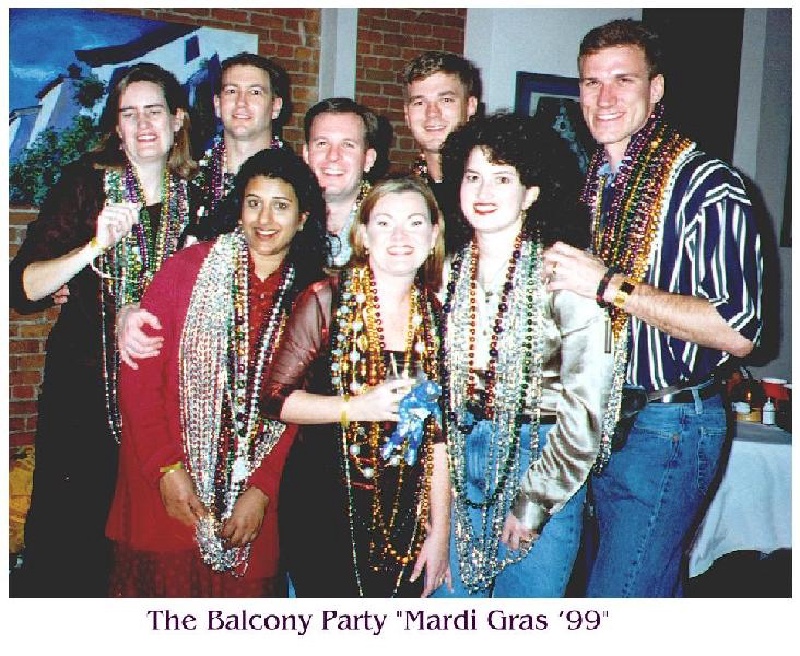 1999/02(February)/Mardi-Gras/800x600_1999-02-11-BalconyKids.JPG