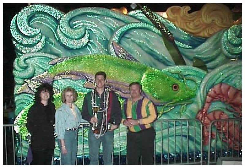 1999-02-12-BJ,Float,Jim,Trav,Sus,Mom.JPG