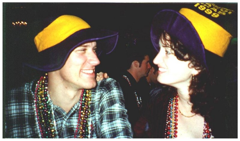 1999/02(February)/Mardi-Gras/800x600_1999-02-bourbon-bar-Travis-Suzi.jpg