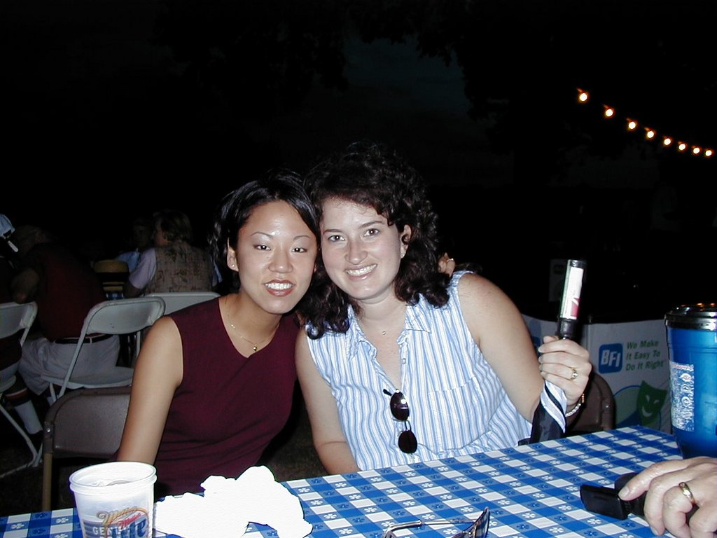 1999_0703_Picnic_Jaymee_Suzi.jpg