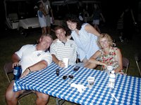 1999_0703_Picnic-Fam3.jpg