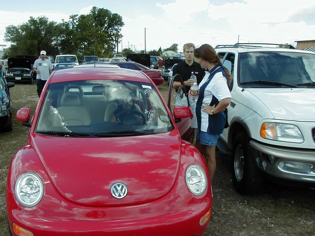 1999/07(July)/Car_Auction/640x480_P7170013.JPG