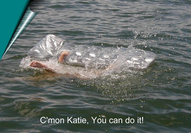 1999-07-Lake_Travis_Kaite_not_so_on_float.jpg