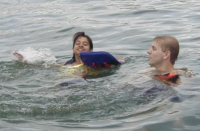 1999-07-Lake_Travis_Kavita_Ben2.jpg