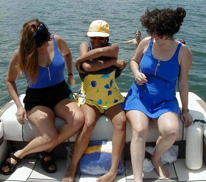 1999/07(July)/Lake_Travis/1999-07-Lake_Travis_3_Pregnant_Ladies1.jpg