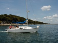 1999-07-Lake_Travis_Sailboat1.jpg