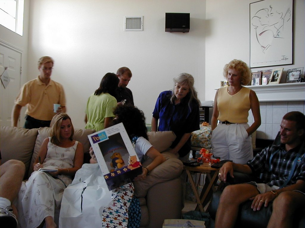 1999/08(August)/Baby_Shower/1024x768_1999_08_Shower_Gifts06.JPG