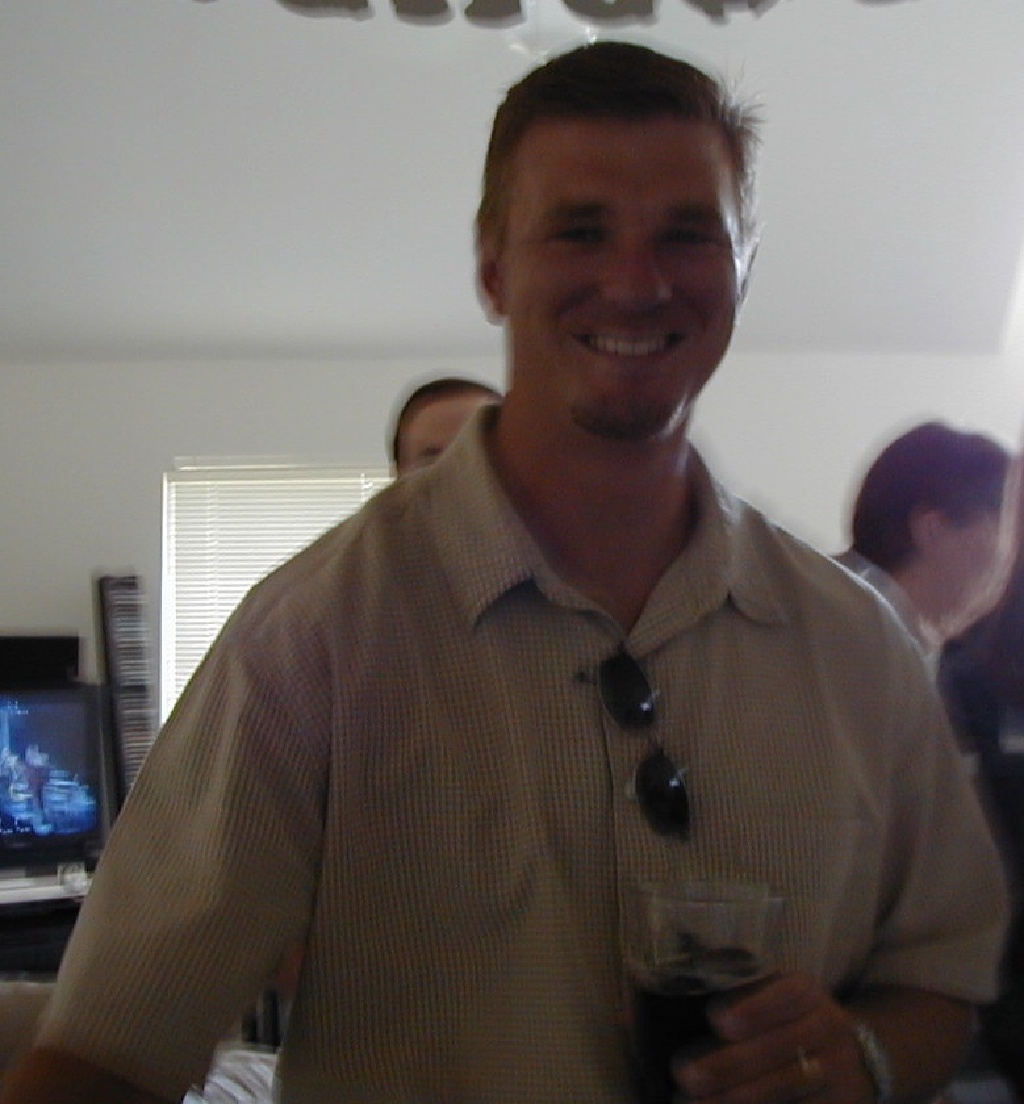 1999/08(August)/Baby_Shower/1024x768_1999_08_Shower_Justin.jpg