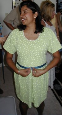 1999_08_Shower_Kavita_measures_waist.jpg