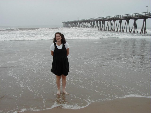 1999_08_Suzi_Beach.jpg