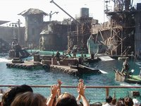 1999_08_Universal_Waterworld1.jpg