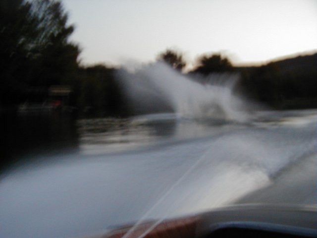 1999_08_waterski04.jpg
