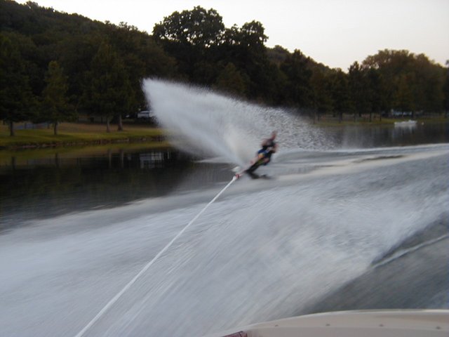 1999_08_waterski08.jpg