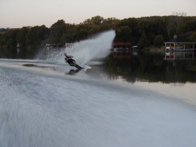 1999_08_waterski09.jpg