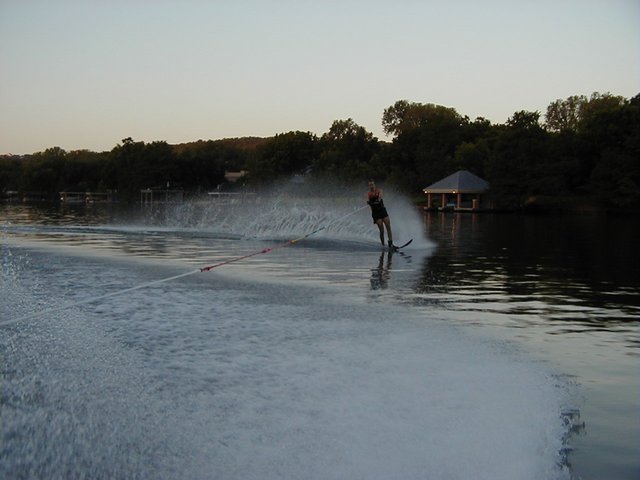 1999_08_waterski19.jpg