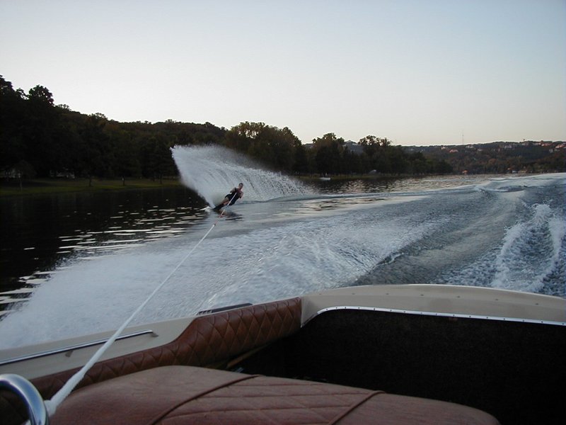 1999_08_waterski16.jpg
