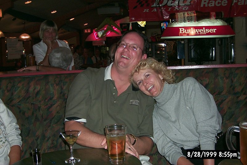 1999/09(September)/Mom_Dad_30th_Anniversary/800x600_P0000031.jpg