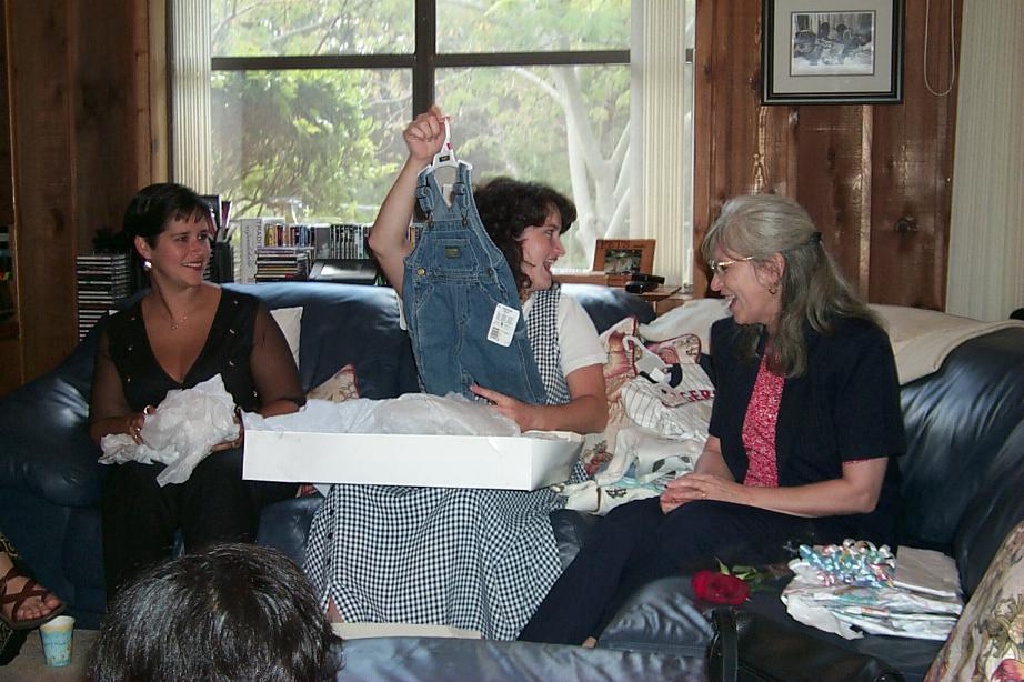 1999/10(October)/03_Baby_Shower/1024x768_1999-10-03-ShowerOveralls.JPG