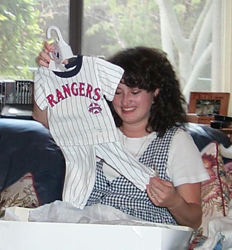1999/10(October)/03_Baby_Shower/800x600_1999-10-03-ShowerRangerSuit.JPG