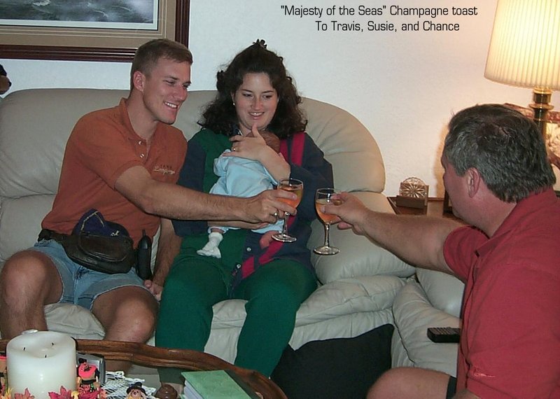 1999/10(October)/Chance_Scott/800x600_1999-10-23-58-ToastingChance.jpg