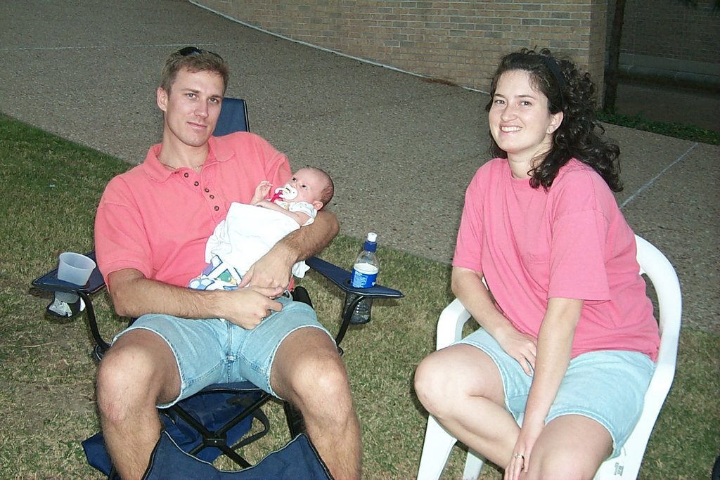 1999/11(November)/Football/1999-11-13-Tailgate-Travis-Susie.jpg