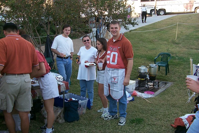 1999-11-13-Tailgaters.jpg