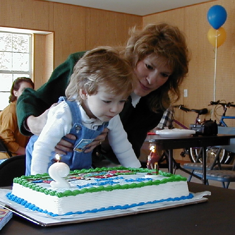 1999-12-04-Aaron-Bday-Kim-07.jpg