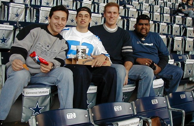 1999/12(December)/Cowboys/640x480_1999-12-19-Cowboys-Jets-Rico-Noe-Mike-Travis-05.jpg