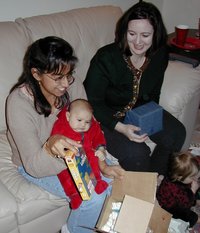 1999-12-16-Xmas-at-Mannings-Kavita-Kalyani-Marci-05.jpg