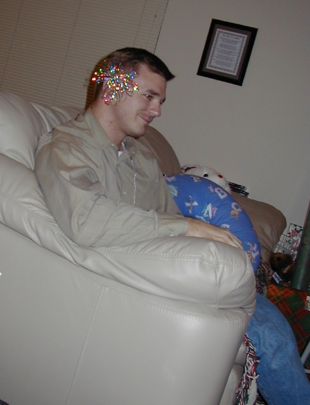 1999-12-22-Christmas-Justin-Bow-17.jpg