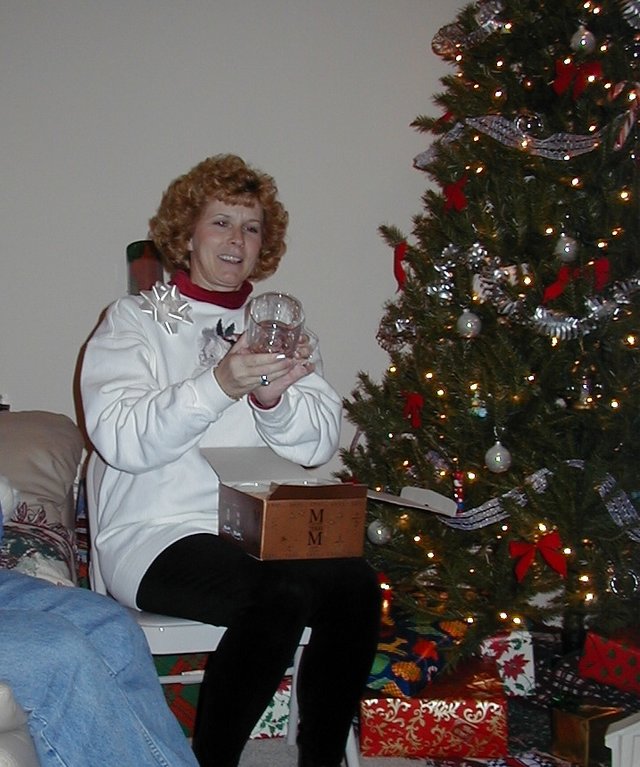 1999-12-22-Christmas-Grandma-Glass-12.jpg