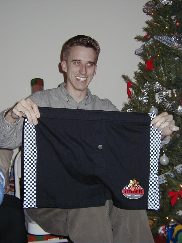 1999-12-22-Christmas-Josh-Boxers-11.jpg