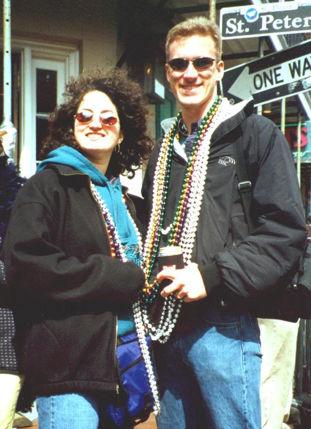 1999-02-bourbon-Suzi-Travis.jpg