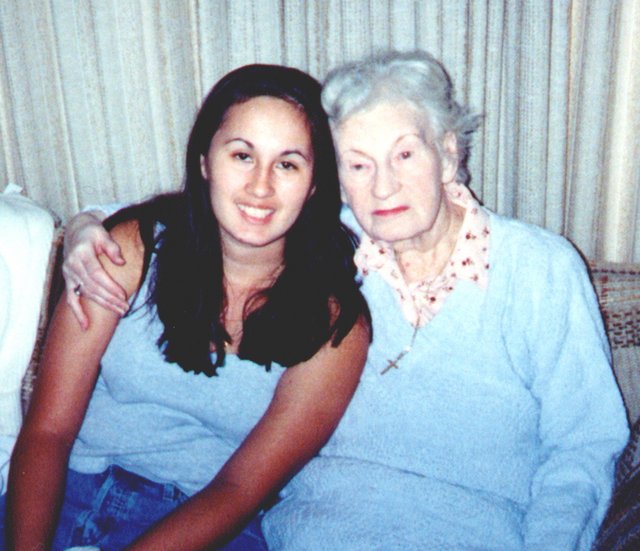 2000-01-Mary-Nana.jpg