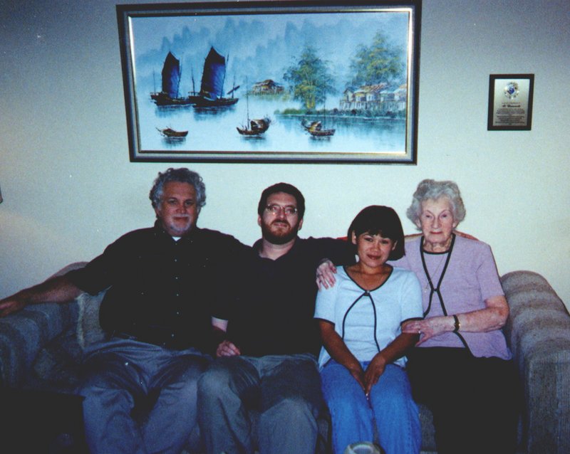 2000-01-Dad-James-Cathy-Nana.jpg