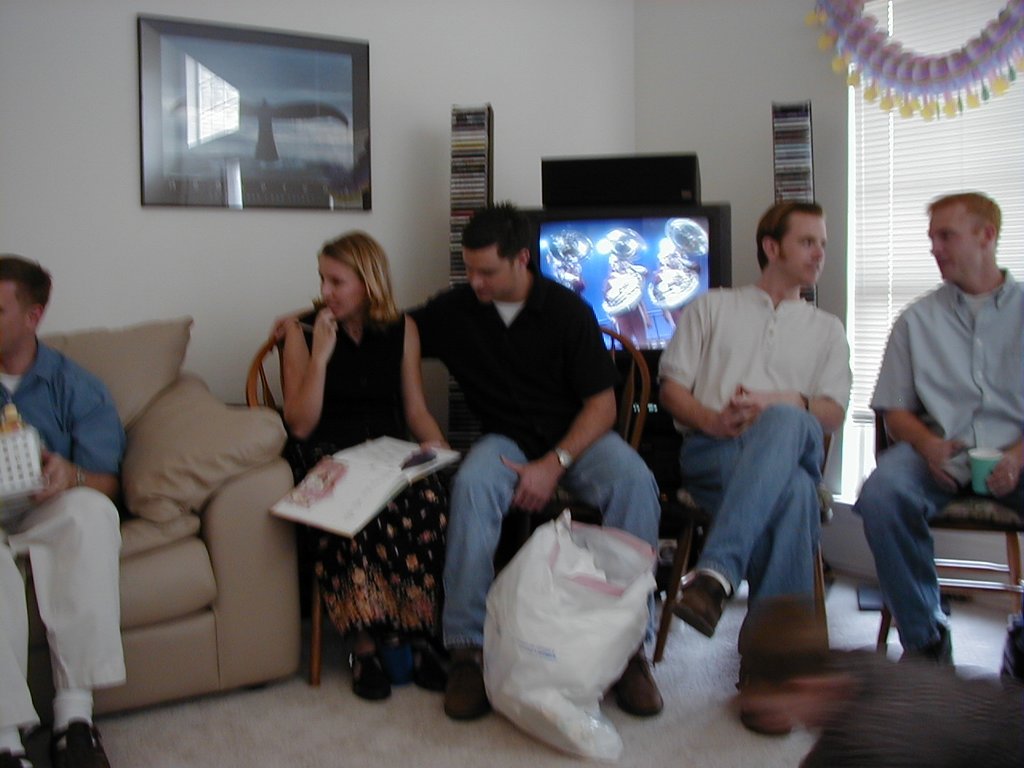 2000/01(January)/Justin-Katie-Shower/1024x768_2000-01-21-Shower-10.jpg
