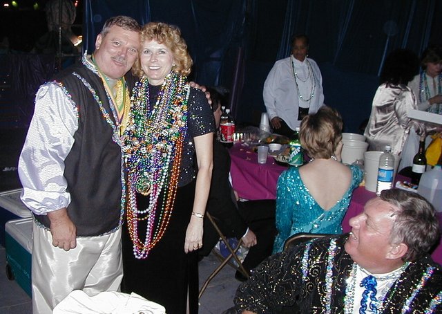 2000/03(March)/MardiGras/640x480_2000-03-03-MG-Extravaganza-Jim-Janeen-4.jpg