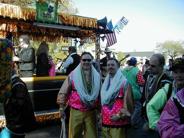 2000/03(March)/MardiGras/640x480_2000-03-04-MG-Samdi-Gras-2.jpg