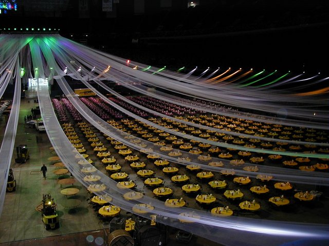 2000/03(March)/MardiGras/640x480_2000-03-04-MG-Table-1.jpg