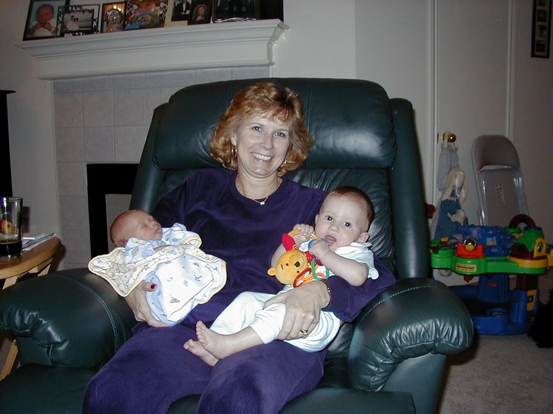 2000/03(March)/Misc/800x600_2000-03-18-Janeen-Chance-Vale-01.jpg