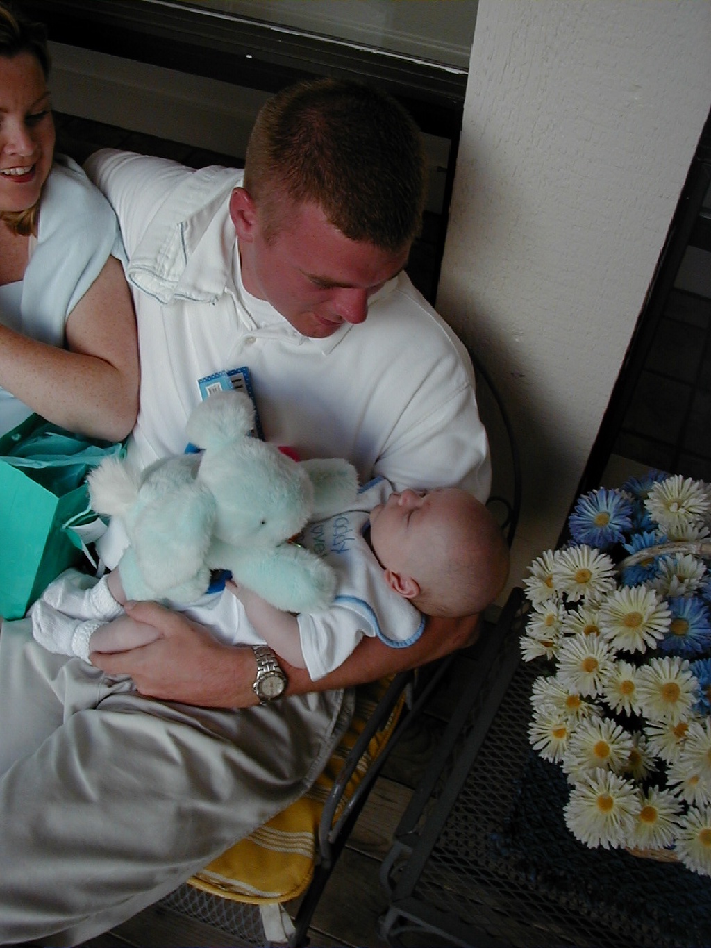 2000/04(April)/Easter/1024x768_2000-04-23-Easter-Justin-Vale.jpg