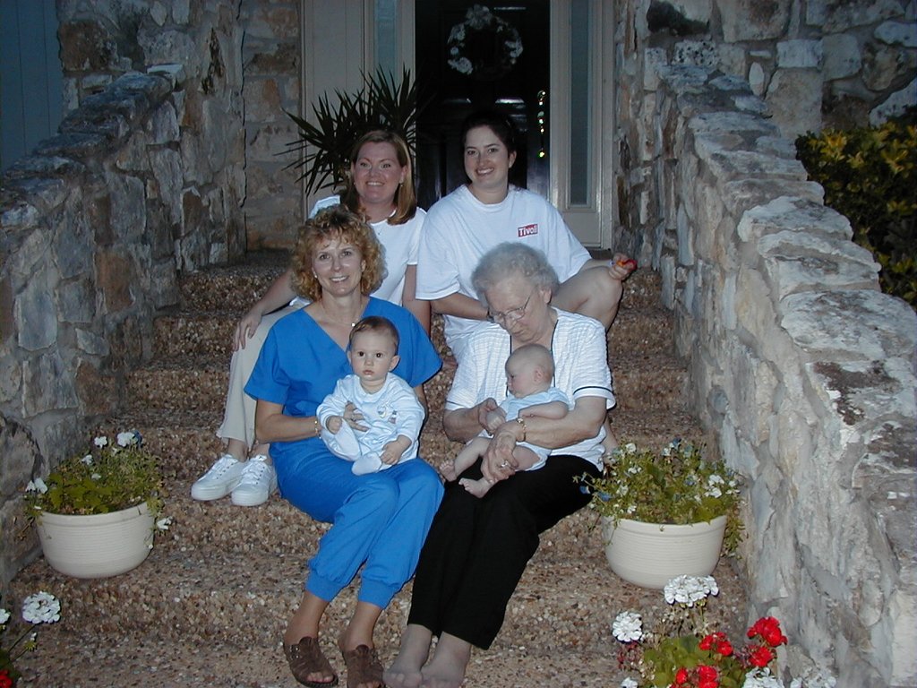 2000-04-27-Post-Easter-Janeen-Chance-Mary-Vale-Katie-Suzi-17.jpg