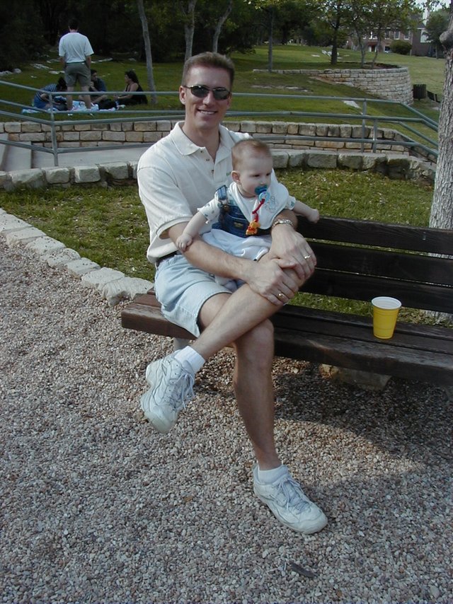 2000/04(April)/FEMALE-Picnic/2000-04-15-FEMALE-Picnic-01.jpg